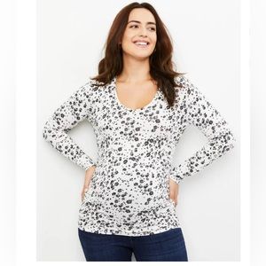 Motherhood Maternity Women's Side Ruched Maternity V Neck Shirt Size Small